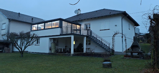 Création d'une extension et d'un garage accolé :La...