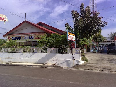 Photos of Resto Tapak Lapan Baru