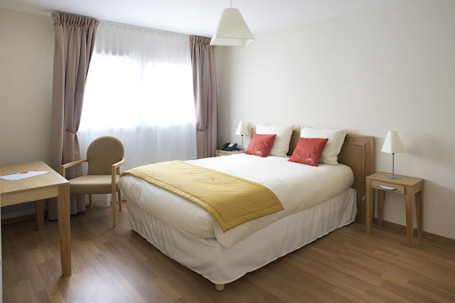 Photo de Résidence Services Seniors DOMITYS - Les Clés d'Or à Orthez (64300)