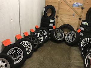 Photo n°5 de Garage Tower Tyres - Bonnétage Pneus à Bonnétage (Magasin de pneumatiques d'occasion)