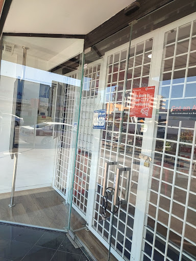 Vodafone Springvale - Visual