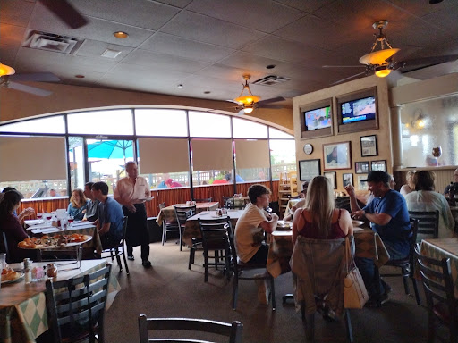 Mama Louise Italian Restaurant - Thumbnail