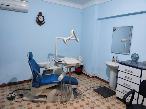 عيادة اسنان طارق صدقي 