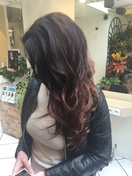 Photo n°5 de IK Coiffure à Pontoise (Salon de coiffure)