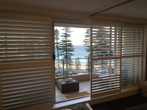 Russell's Creative Curtains - Thumbnail