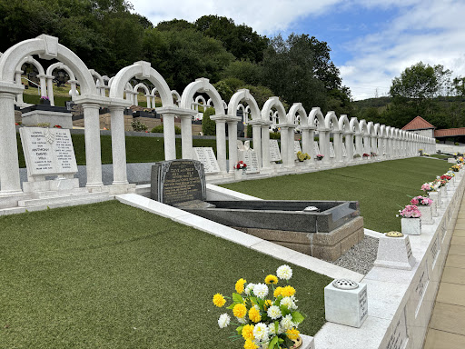 Aberfan Cemetery - Thumbnail