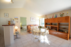 Photo n°3 de Villa les Pins - Gîtes de France à Pernes-les-Fontaines (Lodge)