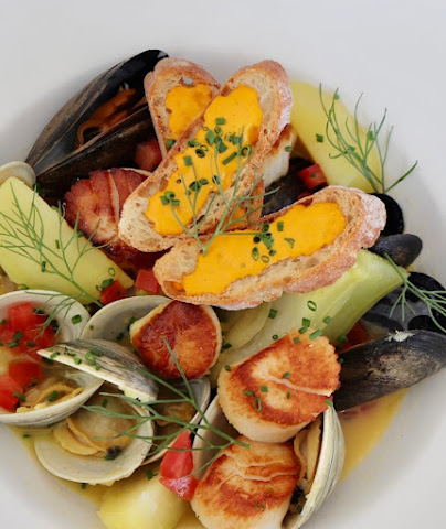 Maison Bleue Bistro by null