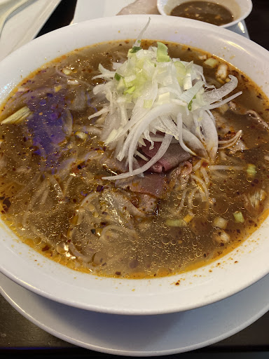 Pho Mac Restaurant - Visual