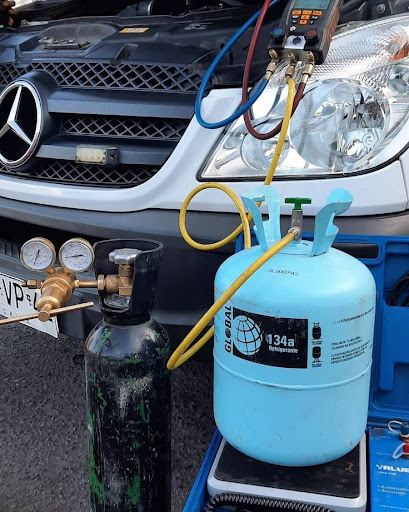 Car ac service & repair! post image