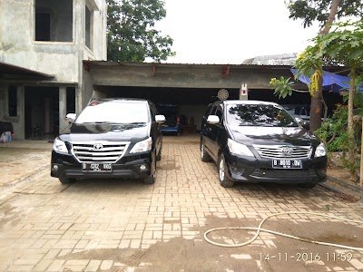 Photos of Artha Laras Sewa Mobil