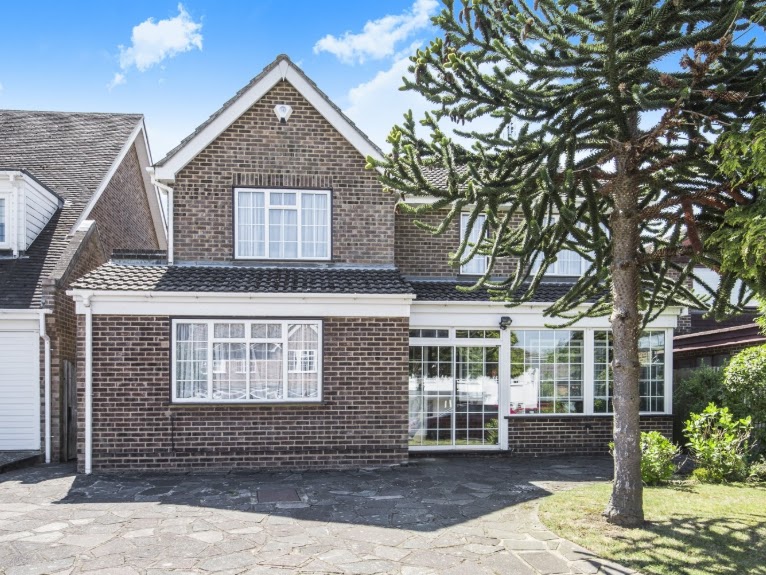 Langford Russell Estate Agents in Orpington photo 2