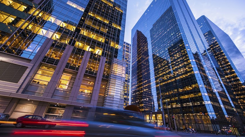 Avenue Commercial by null