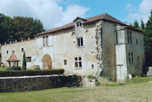 Photo de Château de Fratteau et poterie du repaire
