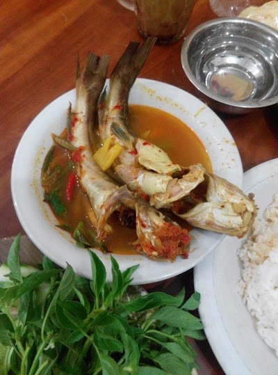 Photos of RM Wong Jowo
