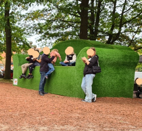 Soltau Sofa - Thumbnail