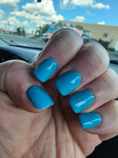 Metro Nails - Visual