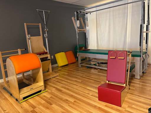 Bee Authentic Pilates - Visual