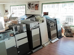 Photo n°1 de Chausson Matériaux à Marseillan (Magasin de carrelage)