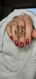Photo n°8 de Sarh nails à Sonchamp (Salon de manucure)
