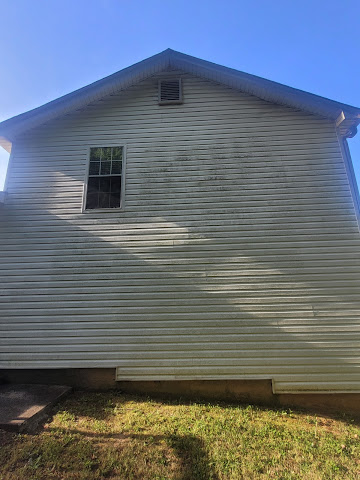 View of Jorge's Pressure Wash and Soft Wash located in  - Verified Pressure Washing Service near me.