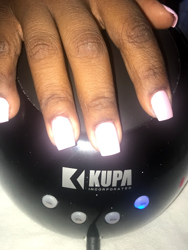 Hair & Nail Illusions