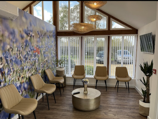 AZ INTERIORS - Thumbnail
