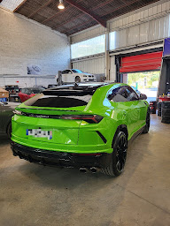 Photo n°1 de AT CLASSIC CARROSSERIE à Gattières (Atelier de carrosserie automobile)