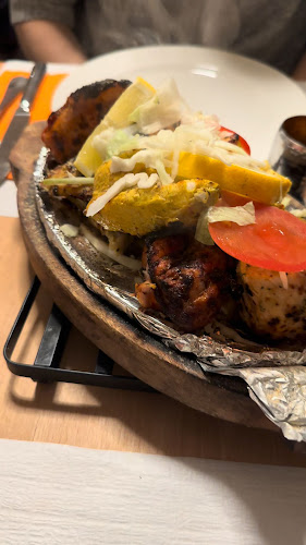 New Bombay Zurich Indian Restaurant - Restaurant