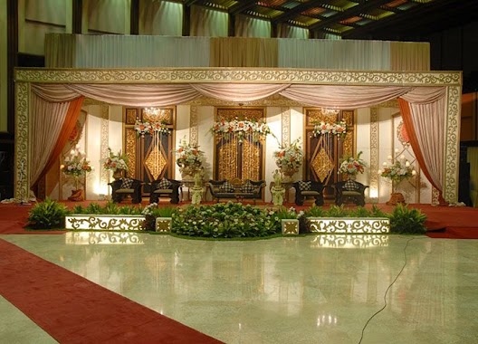 CV DIAMOND WEDDINGS DECORATION, Author: Ade Ocoy