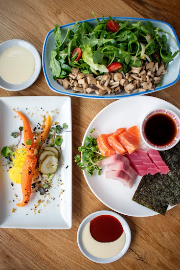 Salaryman East Lake by null