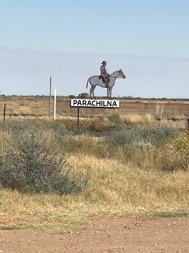 Parachilna