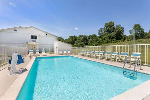Super 8 by Wyndham Vicksburg - Thumbnail
