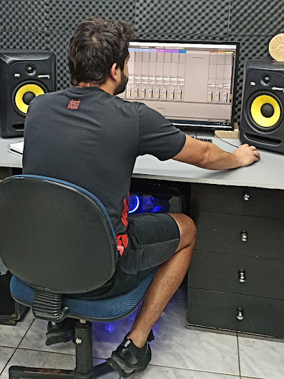 Studio Henrique Cass - Curso DJ / Produção Musical
