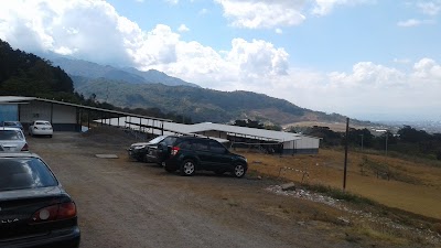 Photos of Liceo de Higuito
