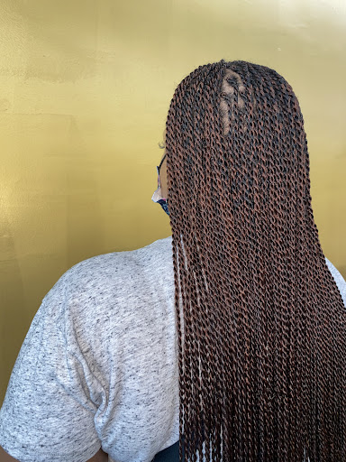 Dominique hair braiding - Thumbnail