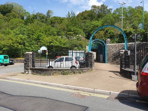 Trehafod - Visual