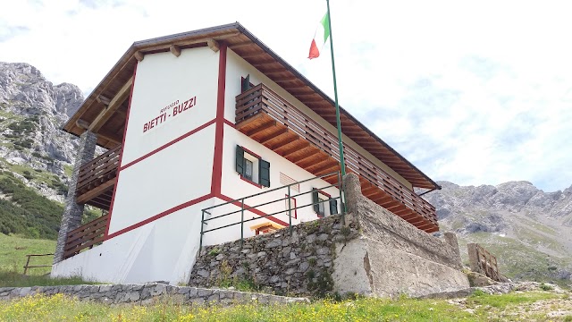 Rifugio Bietti-Buzzi