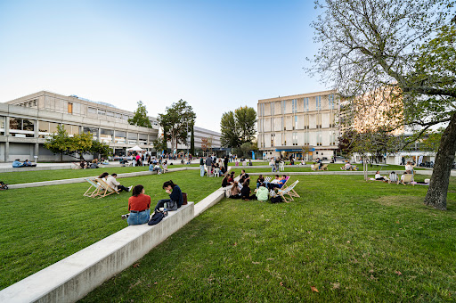 Bureau de la Vie Etudiante Bordeaux - Campus Carreire Logo