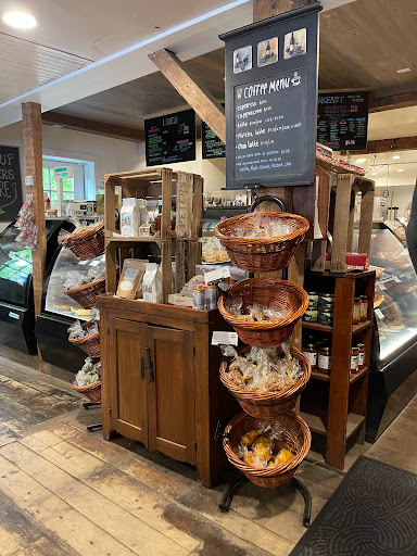 Warren Store - Visual