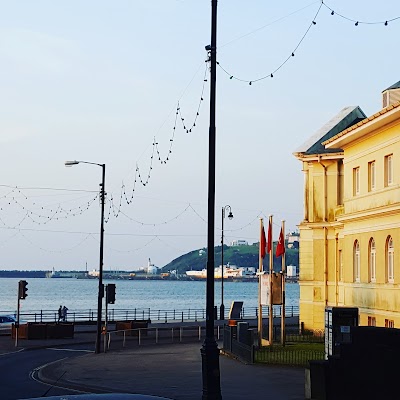 Photos of Mannin Hotel