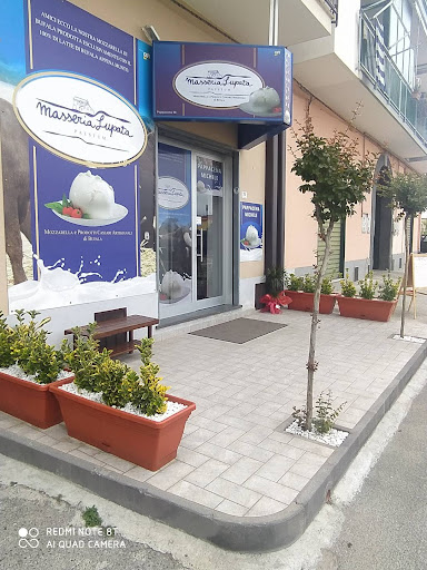 Caseificio Enoteca la tenuta bianca sarno - Thumbnail