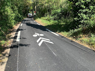 Photo n°11 de Miditracage - Signalisation routière, Marquage au sol - Agence de Vaucluse à Apt (Société de travaux publics)