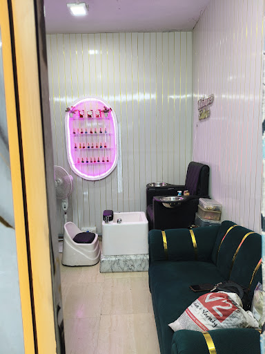 Gallery image 6