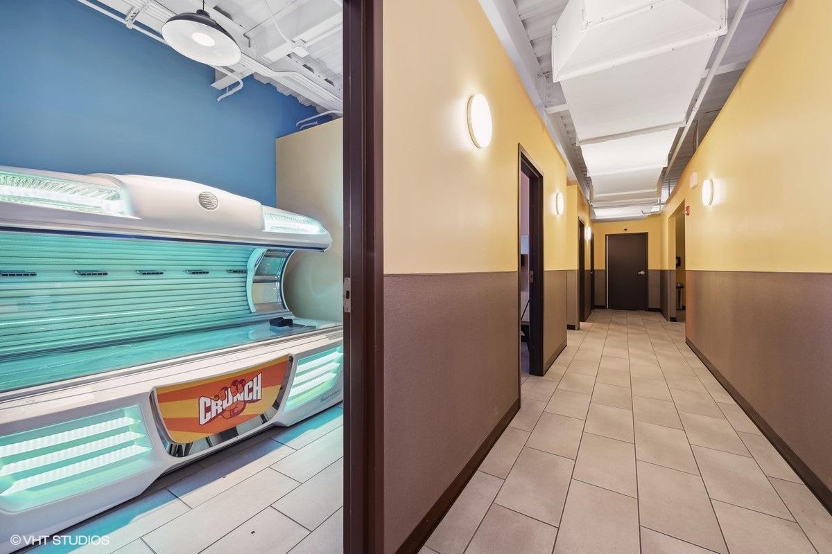 Crunch Fitness photo 11