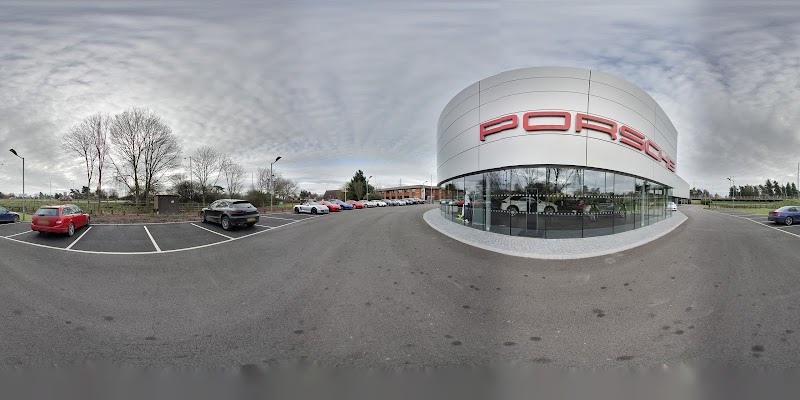 Porsche Centre Tewkesbury photo 2