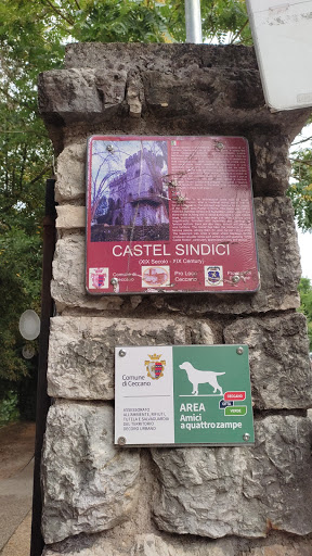 Entrata parco Castel Sindaci - Thumbnail