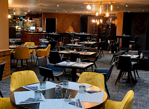 Photo n°4 de Le DropZone Restaurant - Lounge Bar à Tallard (Bar lounge)