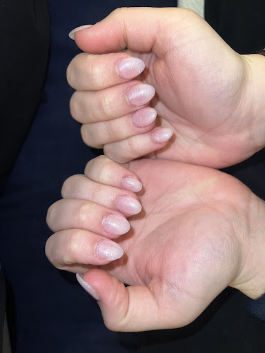 Maggie's Nails - Thumbnail