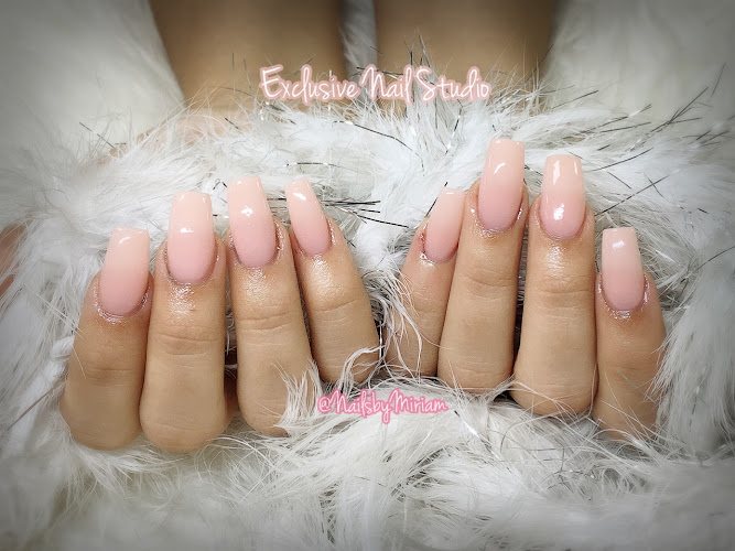 Exclusive Nail Studio interior view